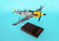 Messerschmitt - ME-109E Emil - 1/32 Scale Mahogany Model - F0332F2W