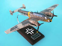 Messerschmitt - ME-110C (BF-110C) - Elite Skywarrior - 1/32 Scale Mahogany Model - ESFN009W