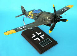 Focke-Wulf - FW-190WA - Elite Skywarrior - 1/24 Scale Mahogany Model - ESFN011W