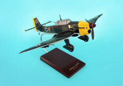 Junkers - JU-87B Stuka - "Stukampfglugzeug" - 1/32 Scale Mahogany Model - F0532B2W