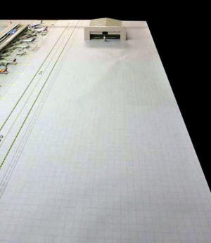 GEMINI NEW AIRPORT MATT SET FOR GJARPTC TERMINAL
Also available is an optional new four-piece airport mat set (GJAPS008). Made of heavy-duty polyurethane, the sections feature a runway, taxiways, gate markings and designated terminal space. Plus, the mats are reversible and give collectors the opportunity to double the size of their layouts with a parallel second runway! And, by adding a second new GeminiJets terminal, the gates and jet bridges increase to a total of 44 positions  making an impressive airport diorama twice as impressive!