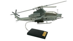 Bell AH-1Z Viper - 1/30 Scale Model