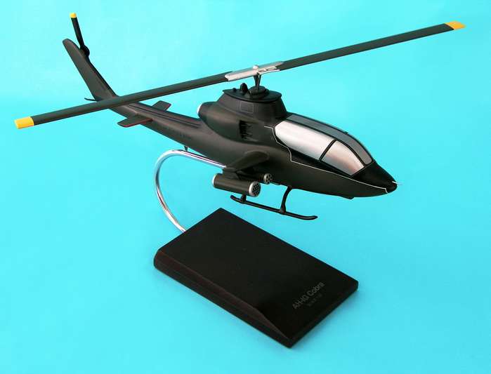 United States Army - Bell - AH-1G Cobra - Gunship Helicopter - 1/32 Scale Resin Model - D0632H3W