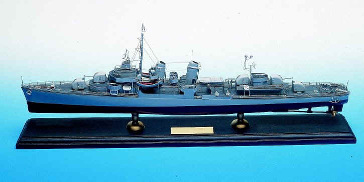 WWII - USN - USS Fletcher Class Destroyer - 1/192 Scale Mahogany Model - SCMCS002W