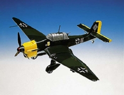 Junkers - JU-87B Stuka - "Stukampfglugzeug" - 1/32 Scale Mahogany Model - F0325B2W