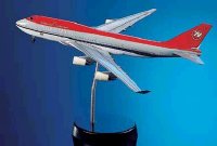 Schabak - Northwest Airlines - Boeing 747-400 - 1/250 Scale Diecast Model- #SCH85037