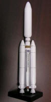 Martin-Marietta - Titan IV Rocket with SRMU - 1/200 Scale Resin Model - E1520R3/2R