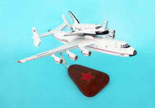 NASA - Antonov AN-225 Dream with Orbiter Shuttle Piggyback - 1/200 Scale