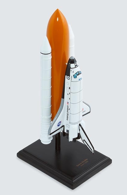 NASA - Space Shuttle Discovery with Full Stack - 1/200 Scale Plastic Model