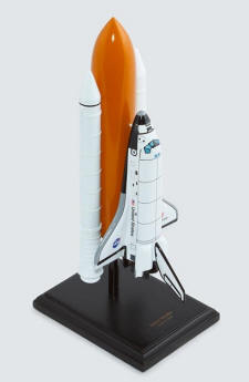 NASA - Space Shuttle Discovery with Full Stack - 1/200 Scale Plastic Model