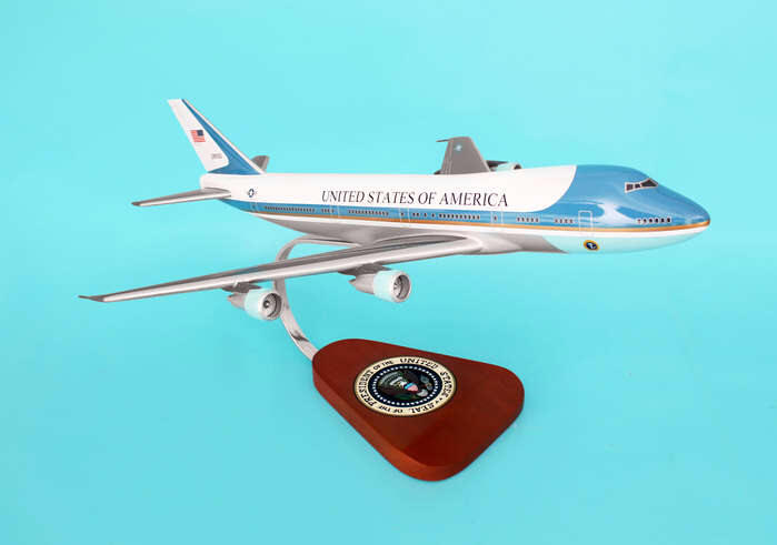 Boeing 747-200 VC-25A - Air Force One Model - 1/144 Scale Mahogany Model
