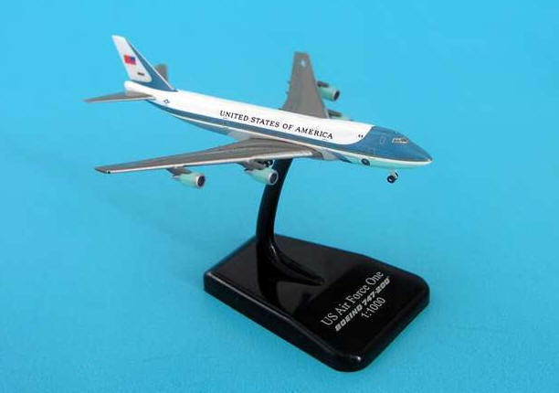 Hogan - Air Force One - VC-25A 747-200 - 1/1000 Scale Plastic Model