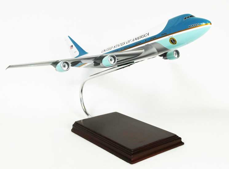 Boeing 747-200 VC-25A - Air Force One Model - 1/144 Scale Mahogany Model