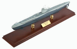 Das Boot - German U-Boat Type VII - 1/125 Scale