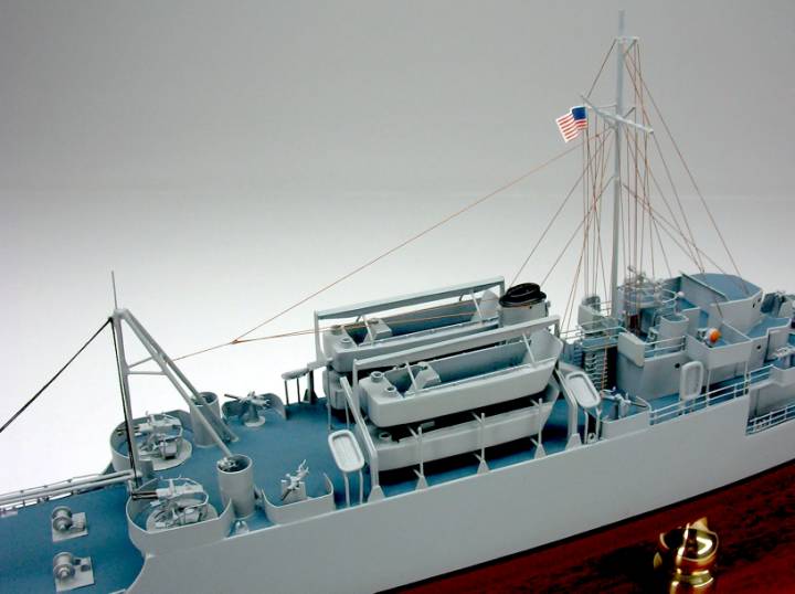 http://www.silentthundermodels.com/ship_models2/images/apd-123_diachenko9.jpg